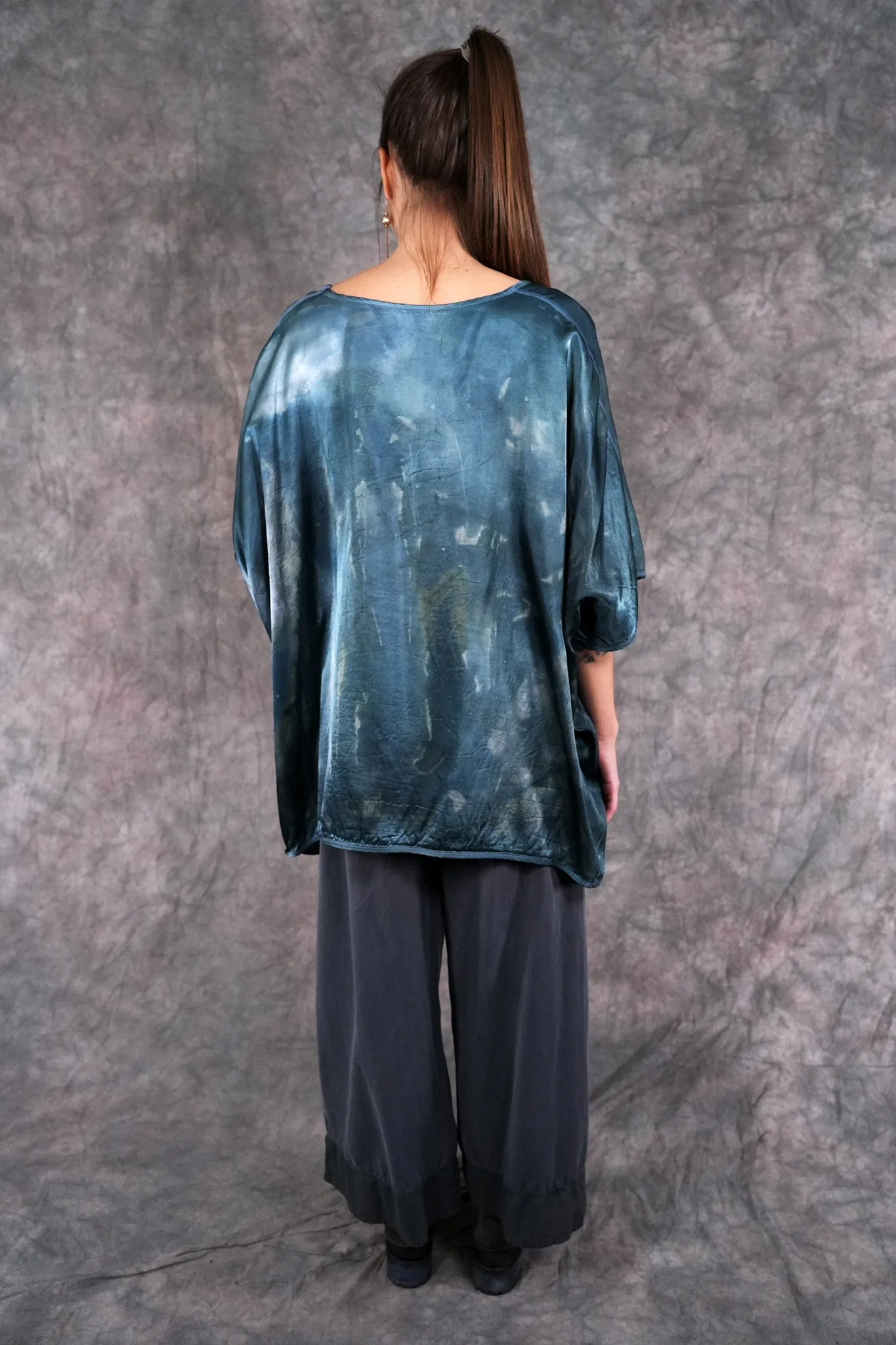 1591HD Hand-dyed Vitreous Square Top Laguna-P