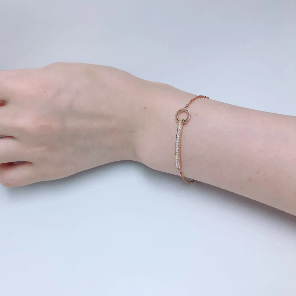 18K Solid Gold Natural Diamond Bracelet Roman Numerals Elegant Charm Jewelry