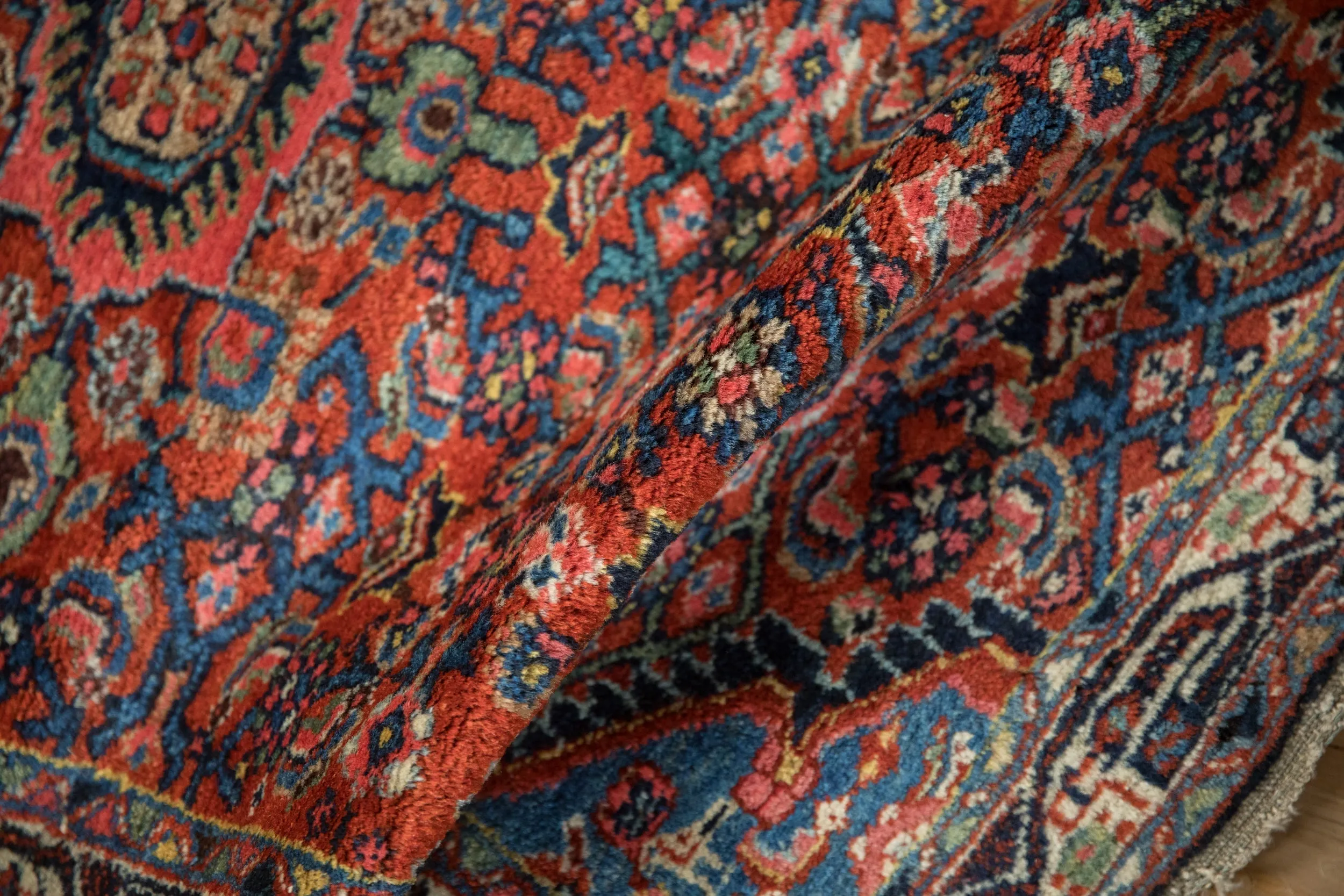 2.5x4 Vintage Tajabad Rug