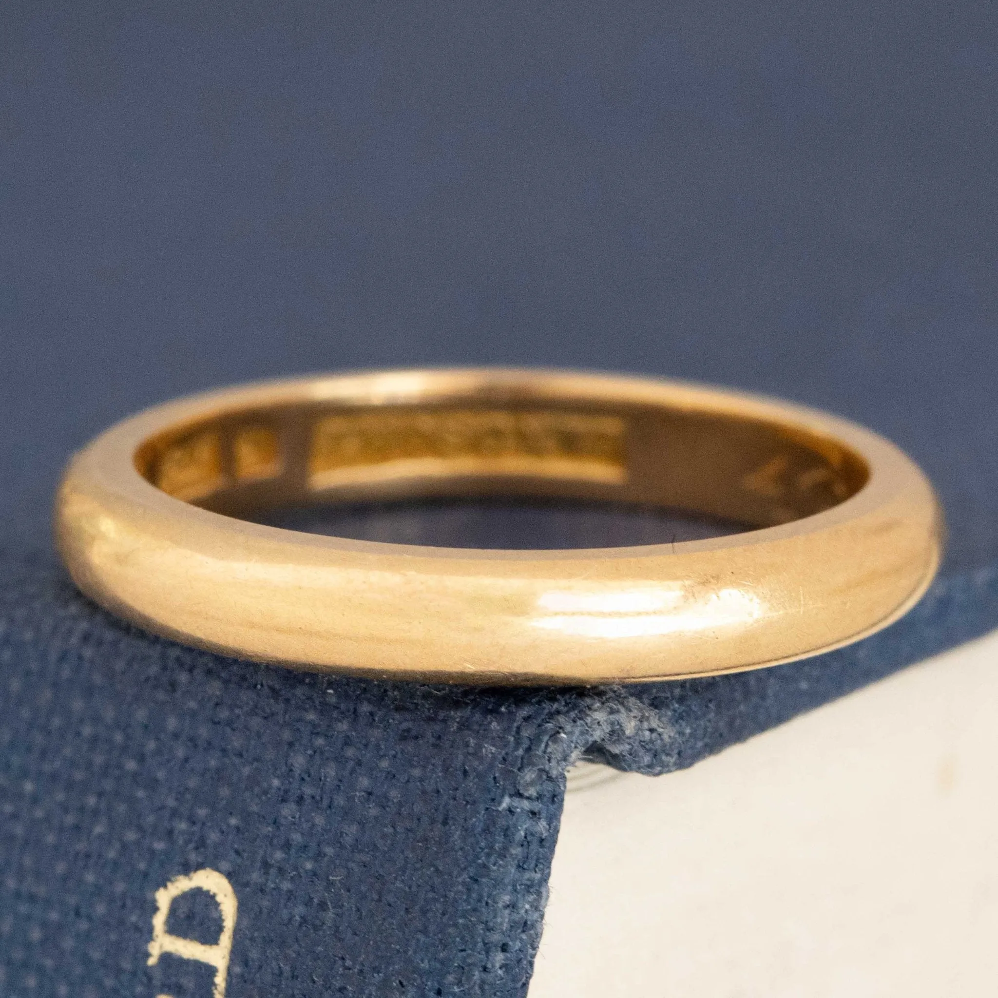 Antique Gold English Wedding Band, 2.80mm