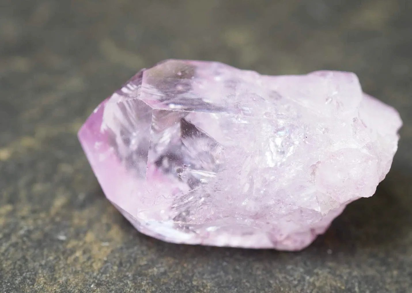 Aura Quartz Point