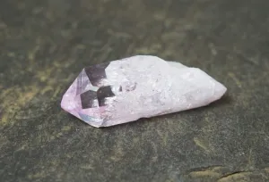 Aura Quartz Point