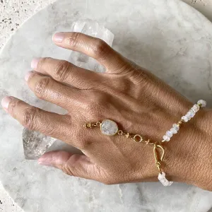 Delicate Moonstone Bracelet