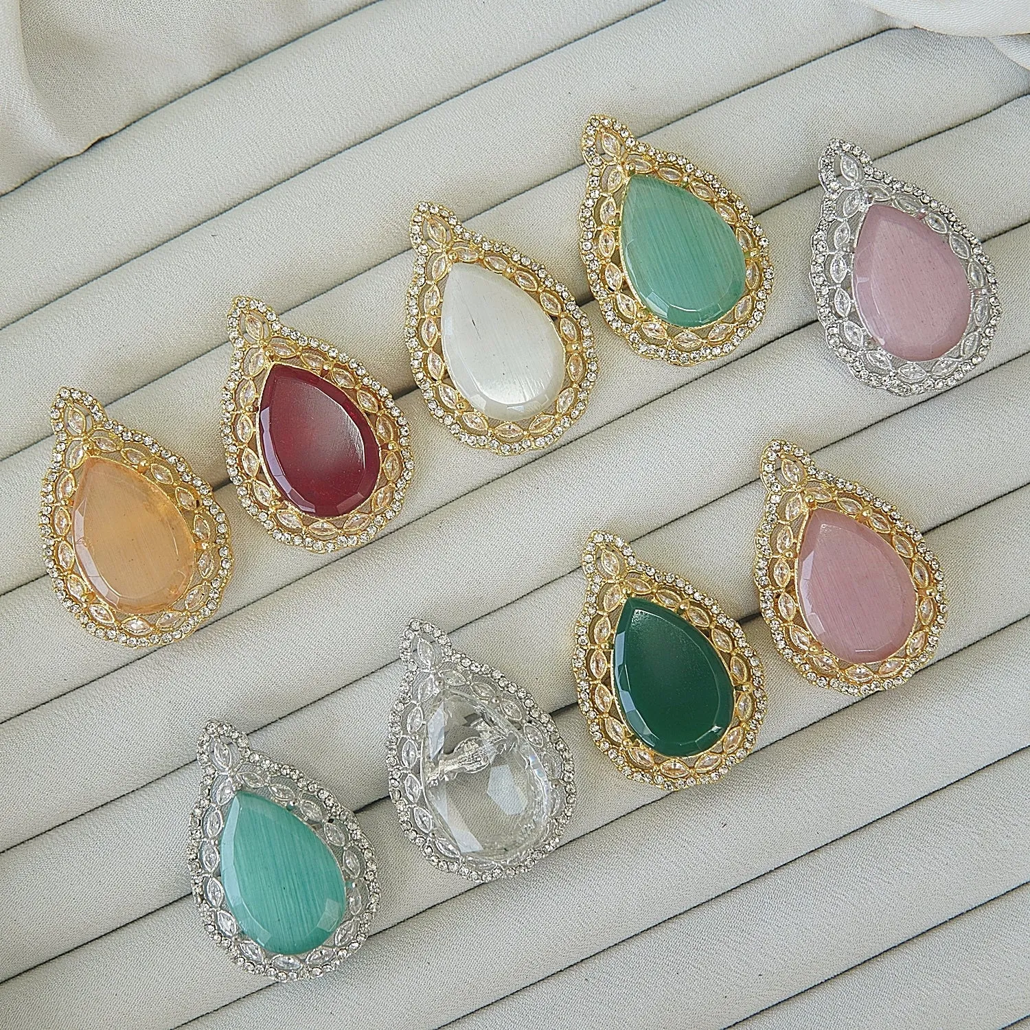 Drop Gemstone Finger Ring