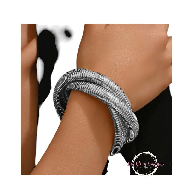 Elegant Orbit - Silver Bracelet