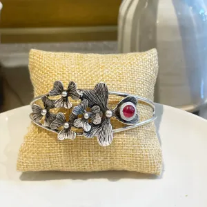 Floral bangle