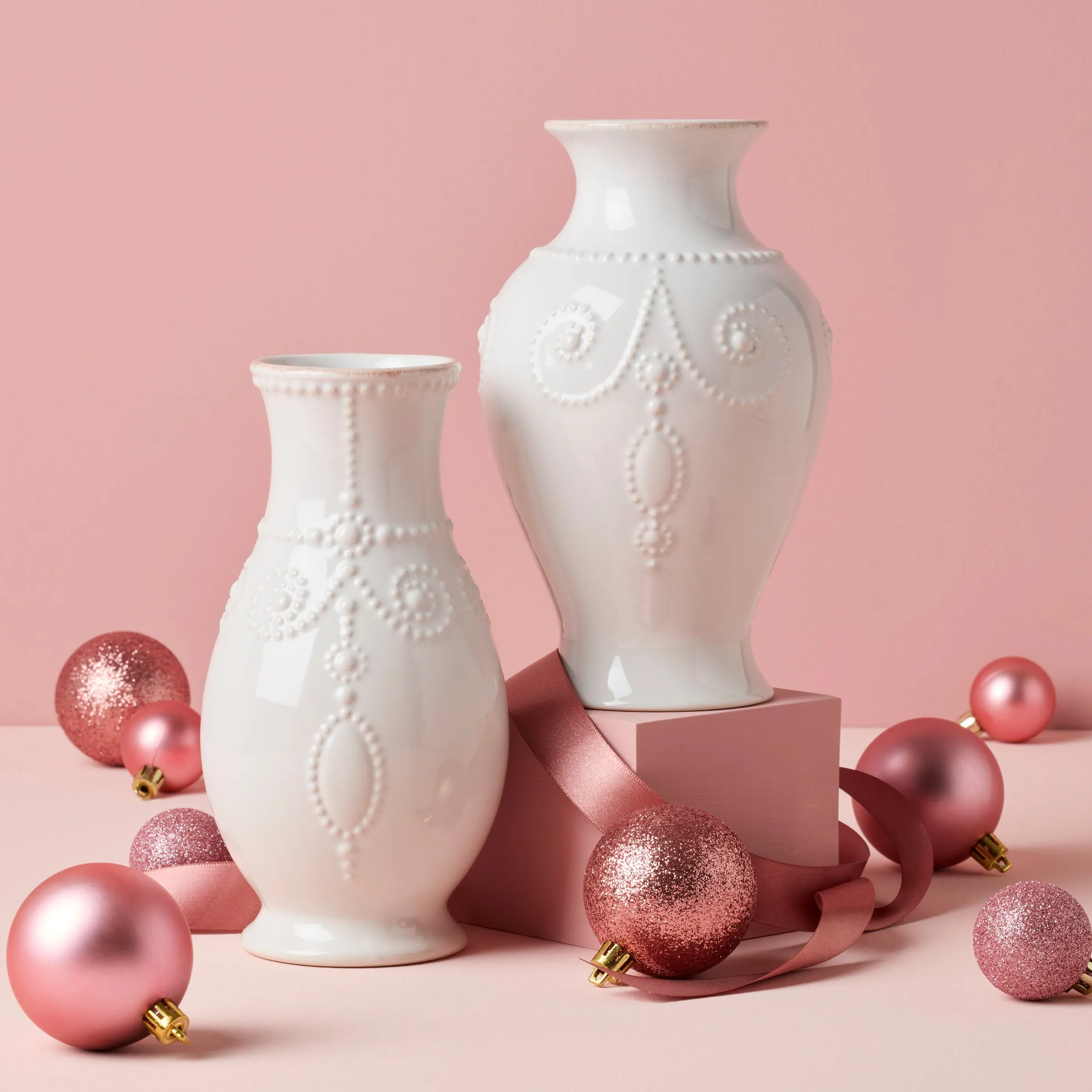 French Perle 8" Bouquet Vase