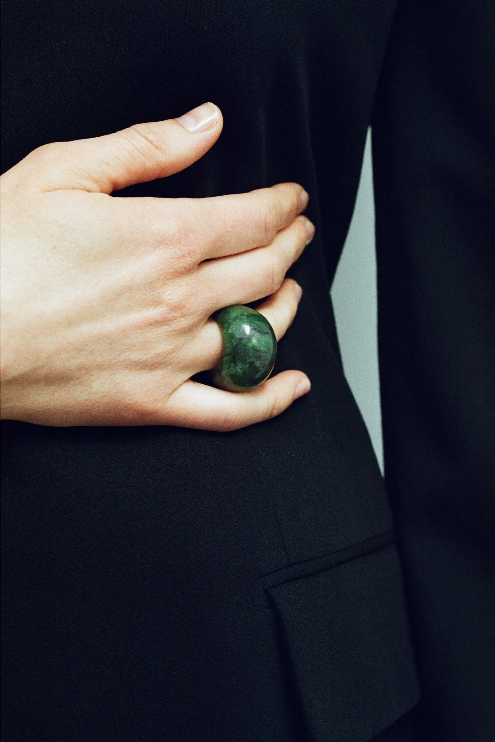 JADE DONUT RING