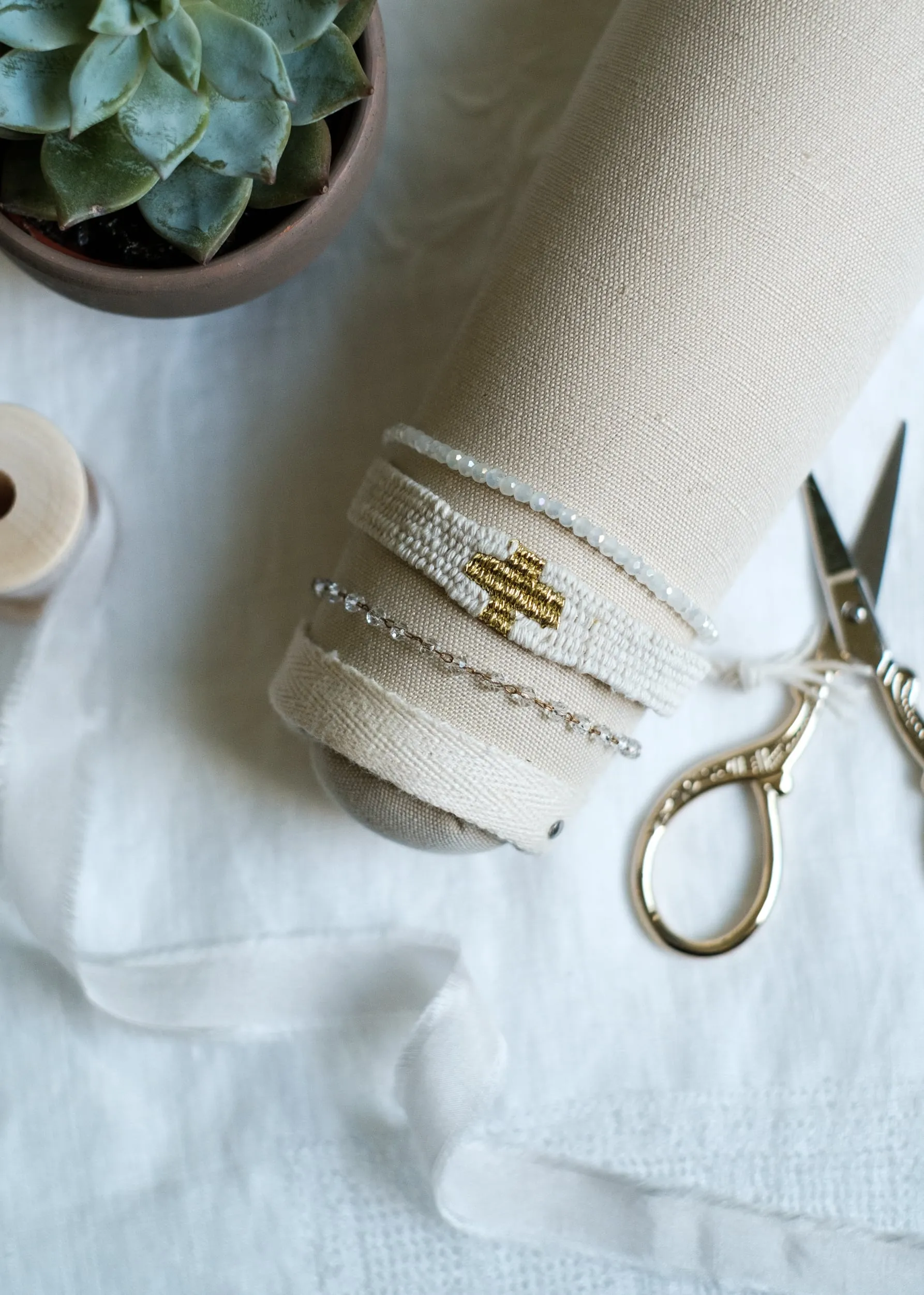 Loom 28 Bracelet