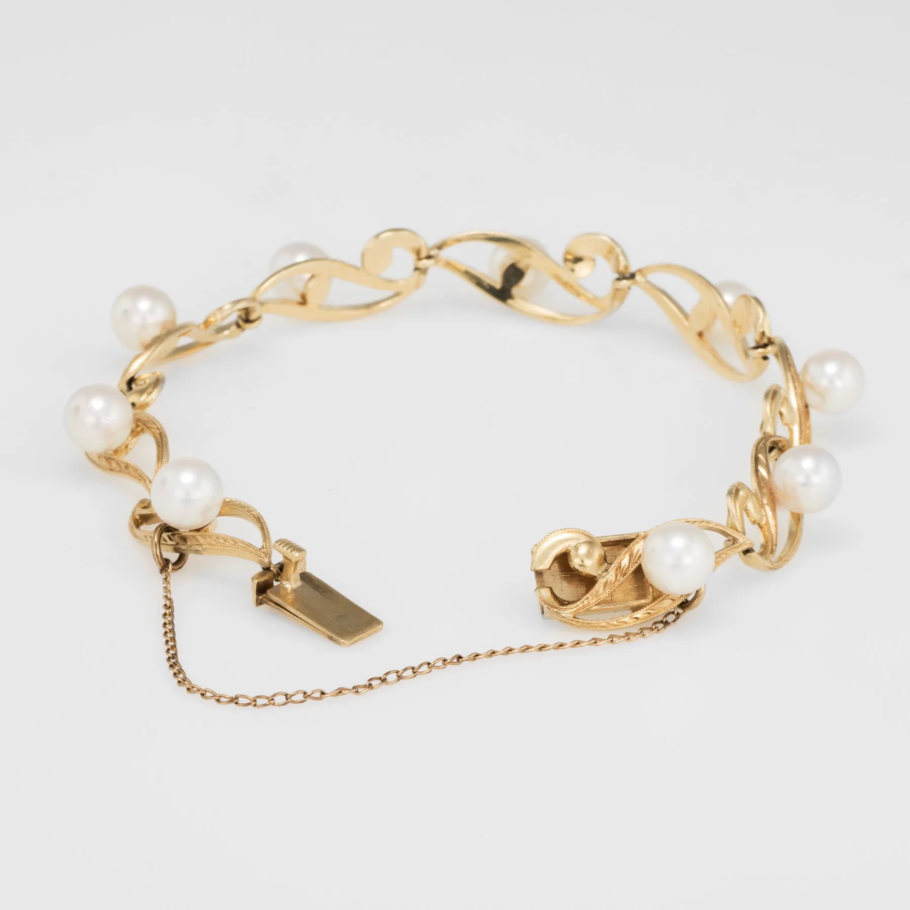 Mikimoto Cultured Pearl Bracelet Vintage 14k Yellow Gold