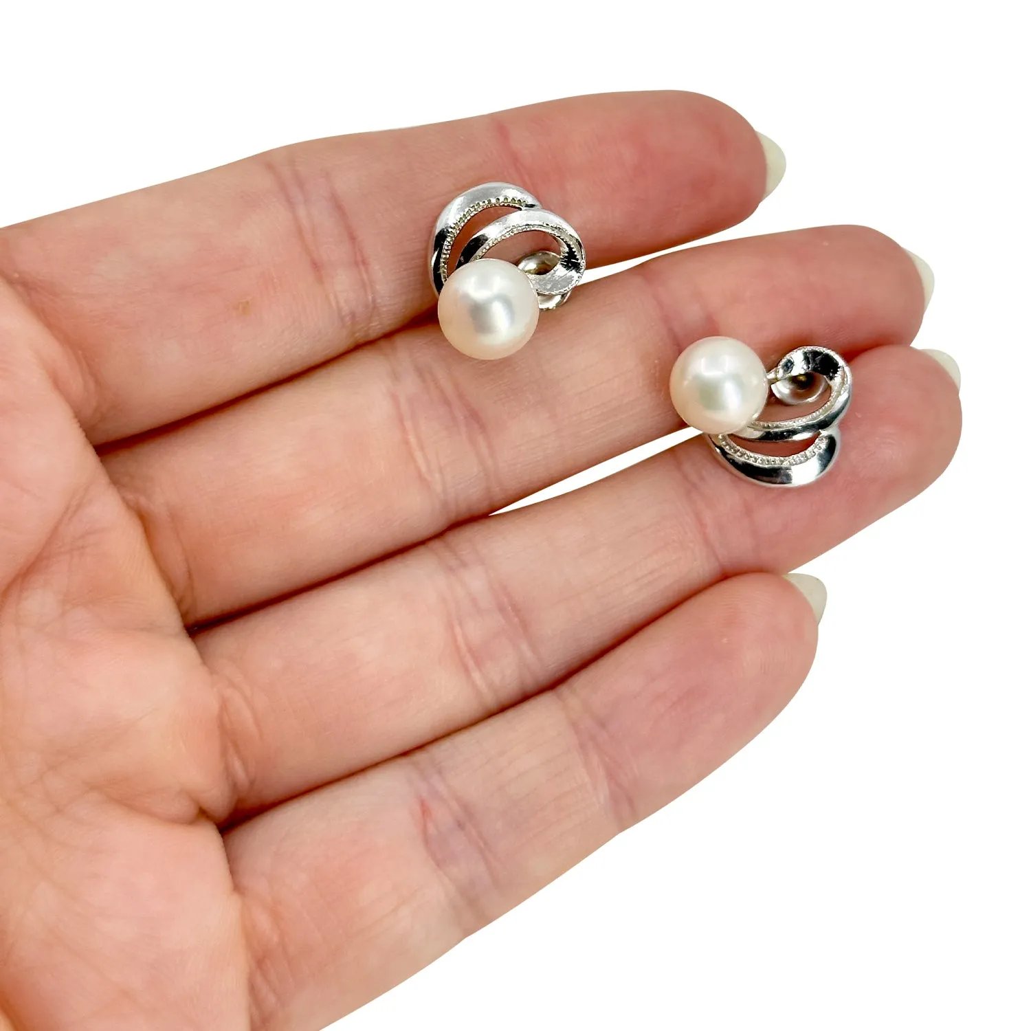 Milgrain Vintage Solitaire Akoya Saltwater Cultured Pearl Screwback Earrings- Sterling Silver
