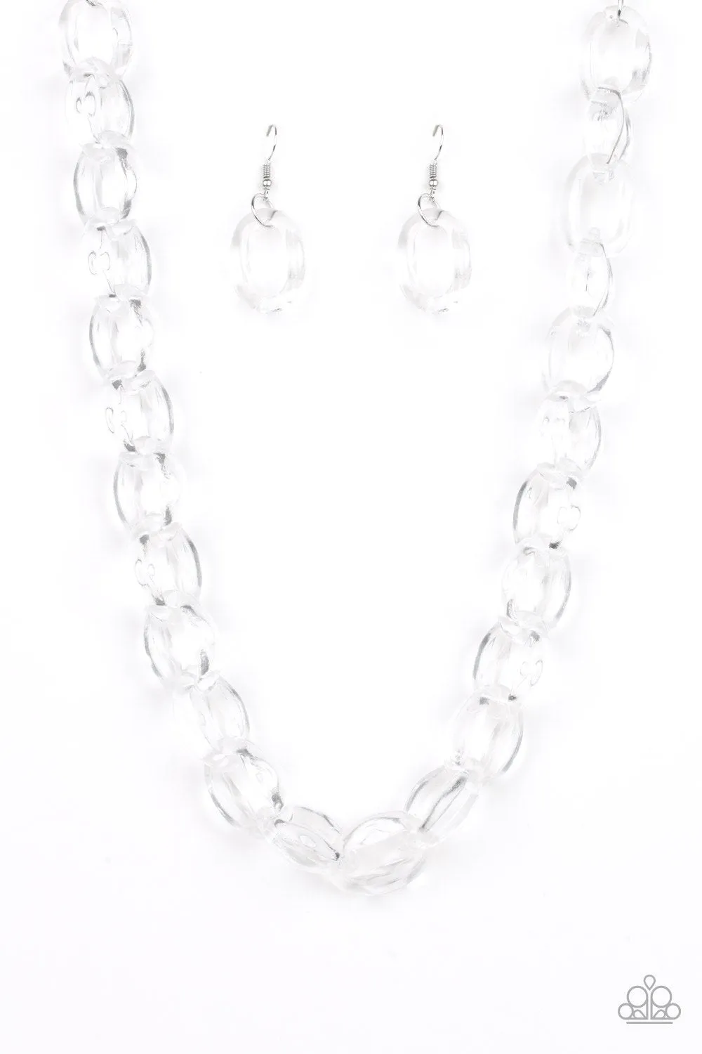 Paparazzi Ice Queen - Clear Acrylic Link Necklace