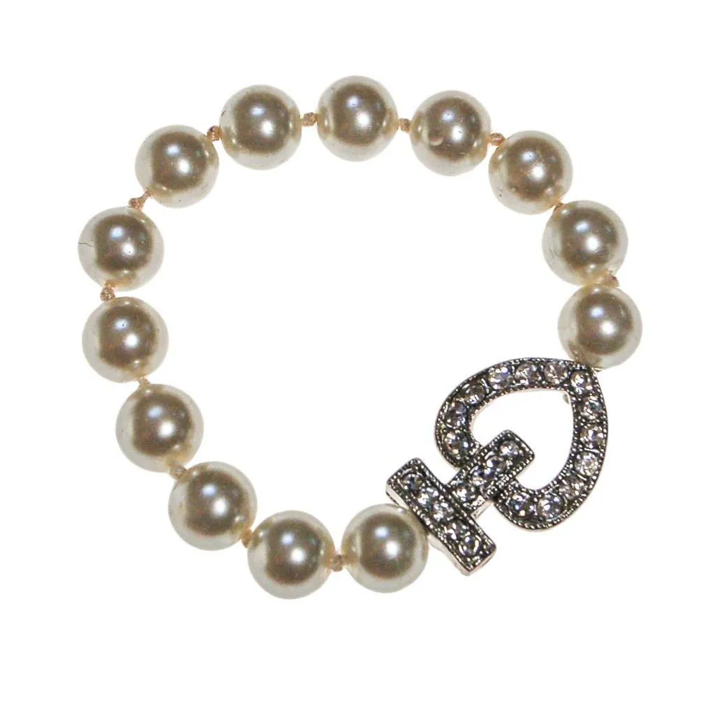 Pearl Bracelet with Rhinestone Heart Clasp