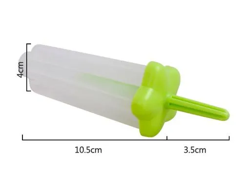 Reusable Star Shaped Ice Pop Molds Tray Set of 6 - Green