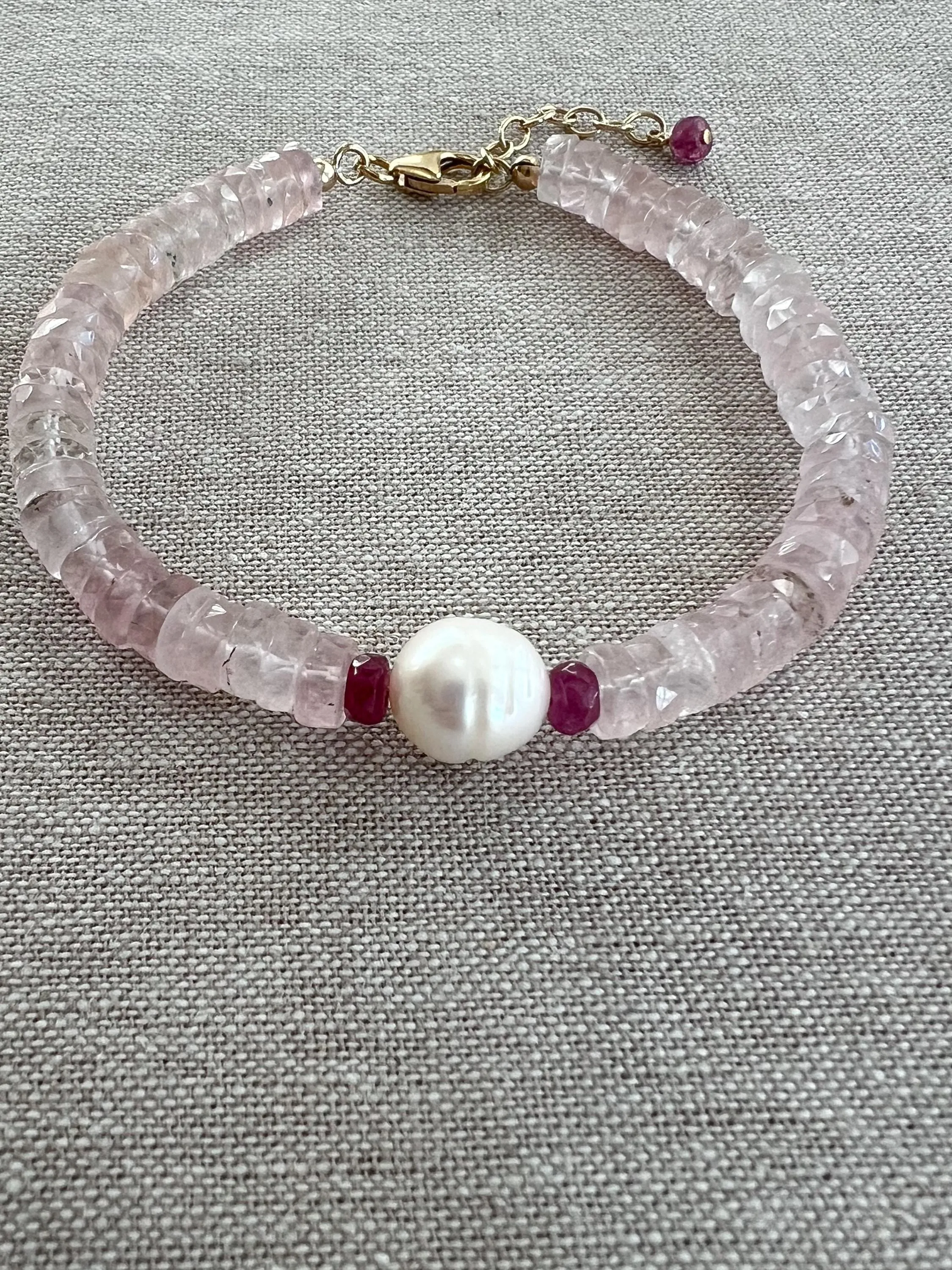 Rose Quartz Heishi Bracelet with Freshwater Rice Pearl Accent, Gemstone Bracelet, Boho Bracelet, Summer Bracelet, Gift for Her, Handmade