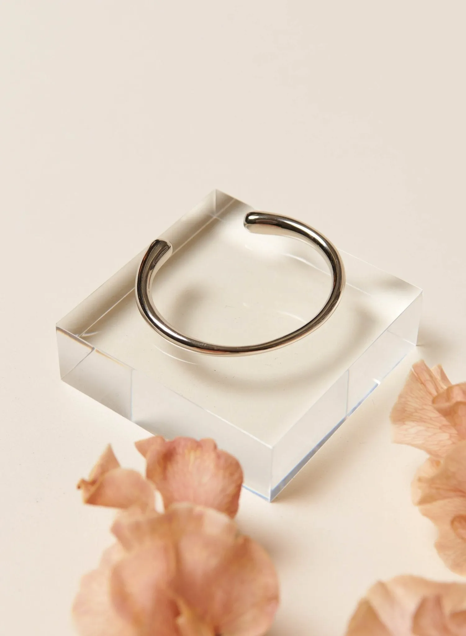 Soko - Delicate Dash Cuff - Silver