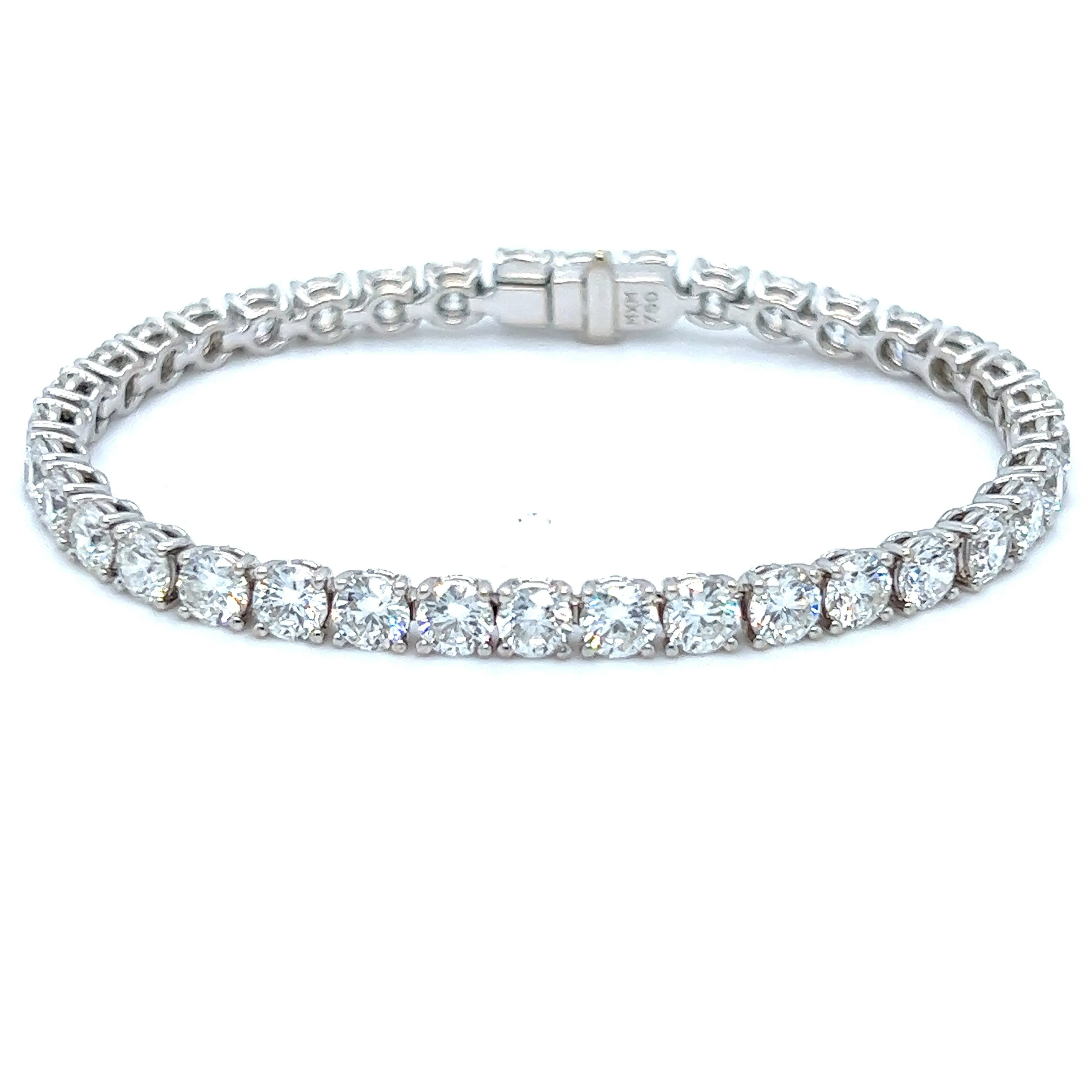 Statement High Quality 18K White Gold Diamond Tennis Line Bracelet - 10.73ct.