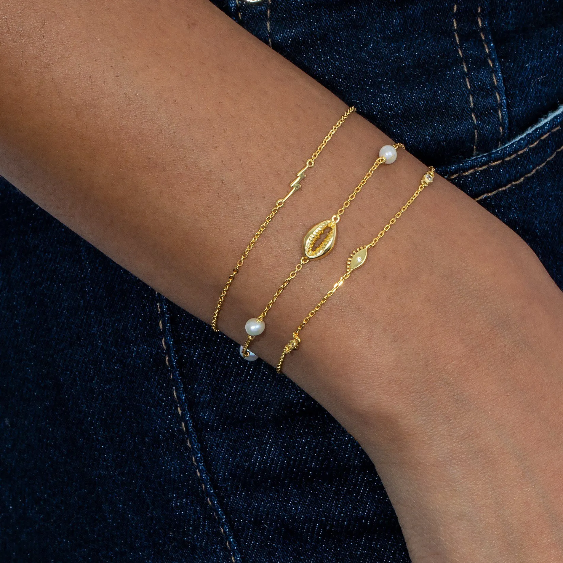 Tiny CZ Evil Eyelash Bracelet