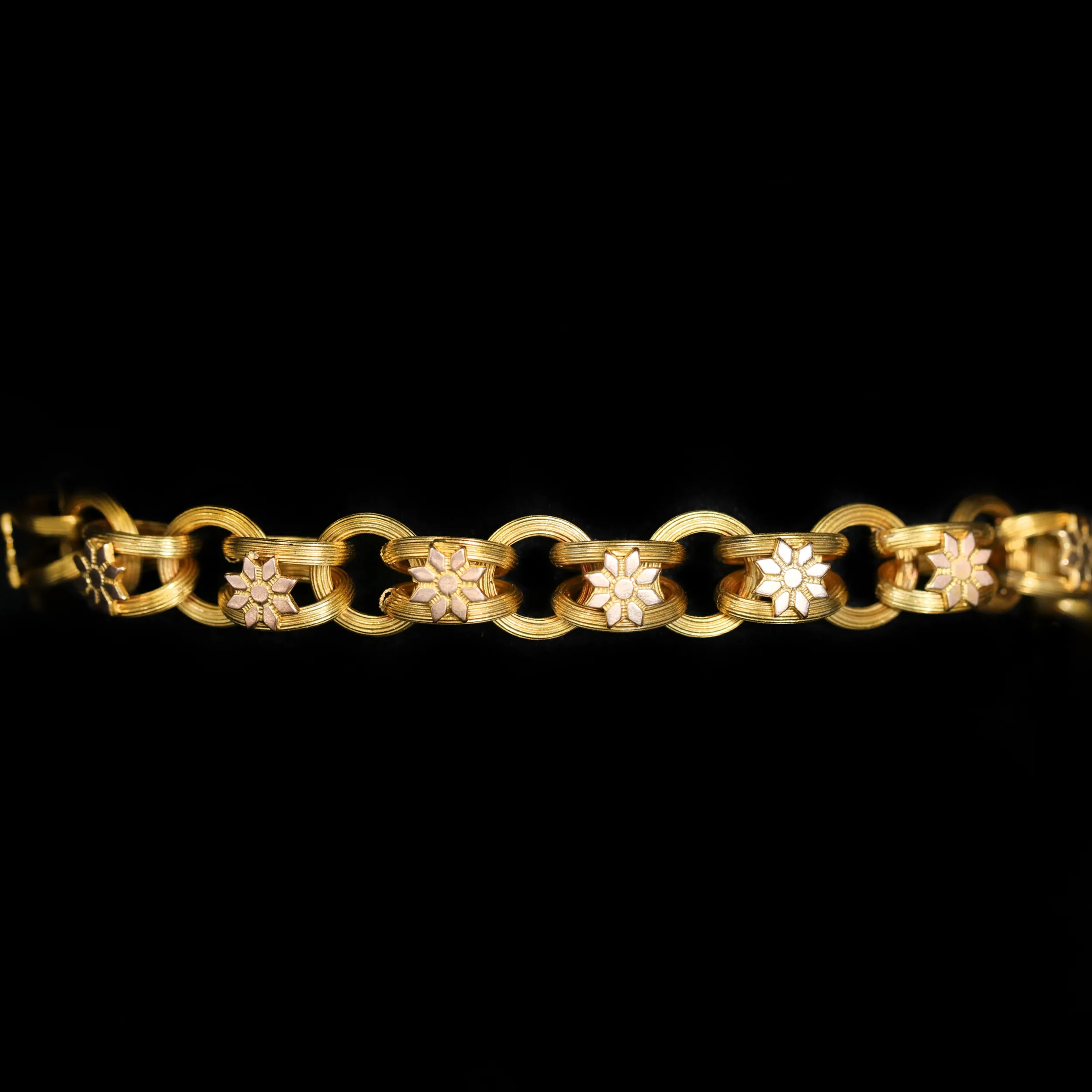 Victorian 18K Yellow Gold Link Bracelet