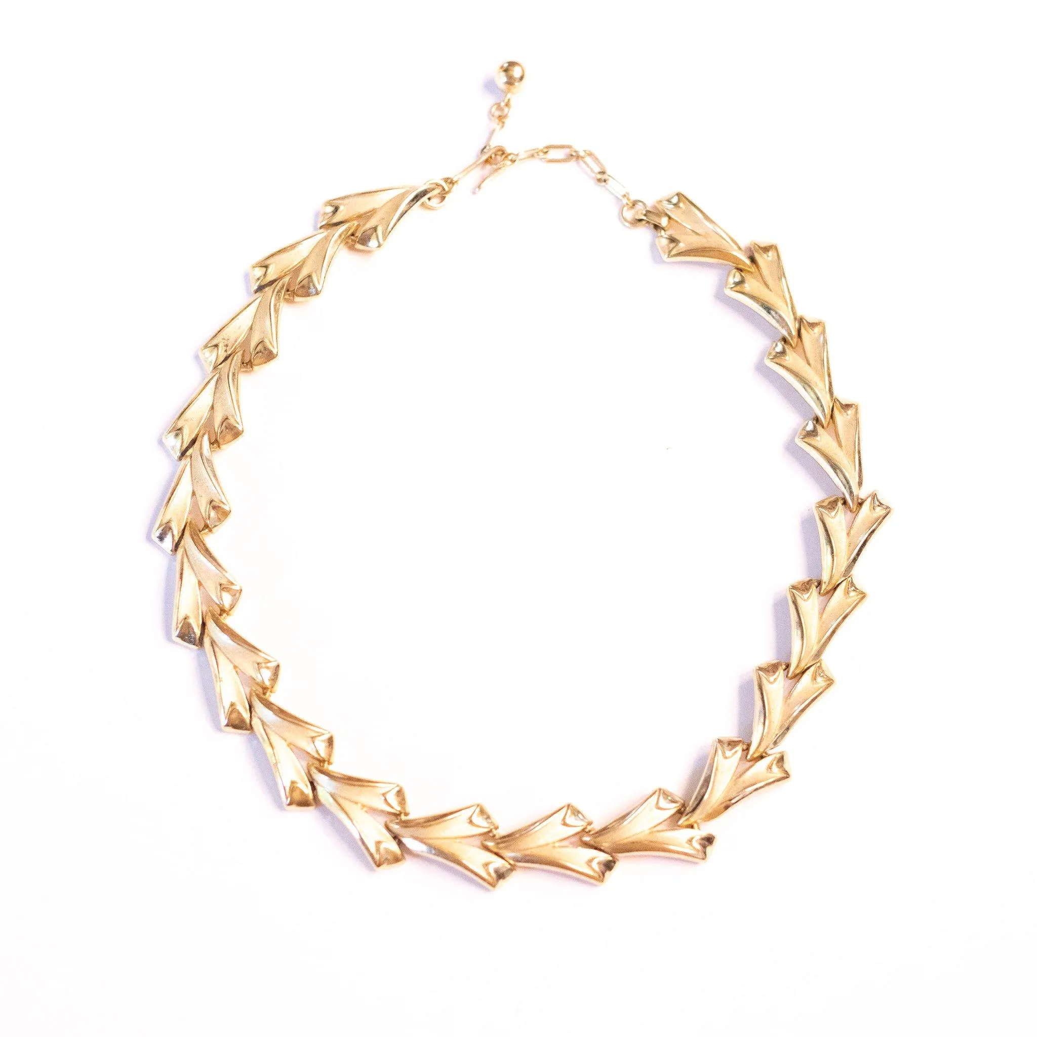 Vintage Classic Crown Trifari V Link Necklace