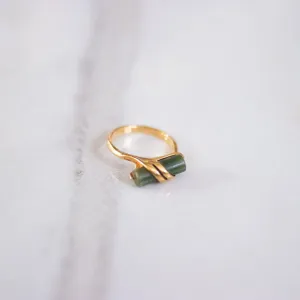 Vintage Mid Century Modern Jade Ring