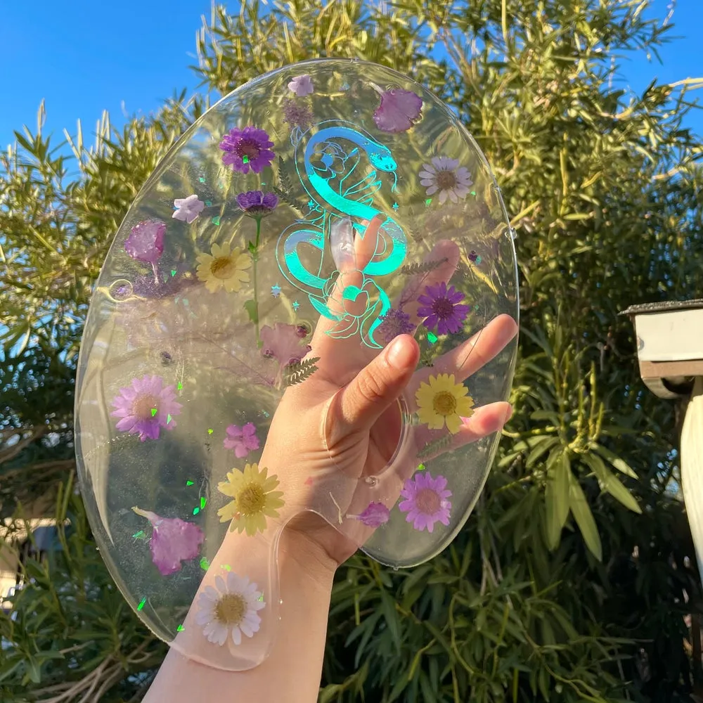 Vipera Manus ✵ Crystal Resin Palette  ✵