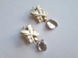X marks the spot - keshi earrings